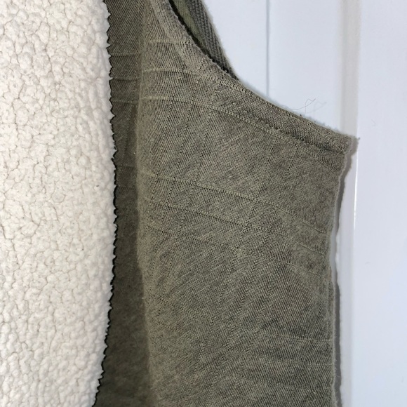 Anthropologie Saturday Sunday Olive Green Quilted Sherpa Vest - Picture 14 of 17